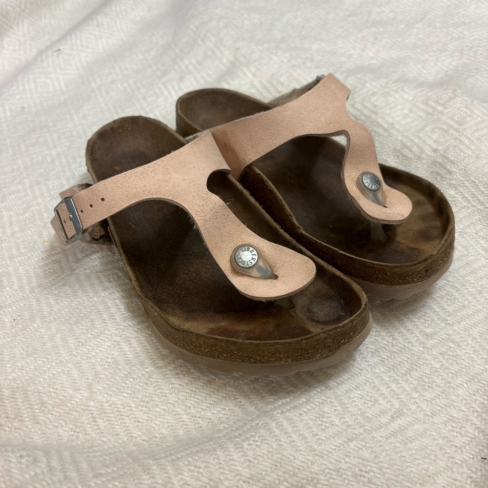 Birkenstock Gizeh Blush Pink Sandals